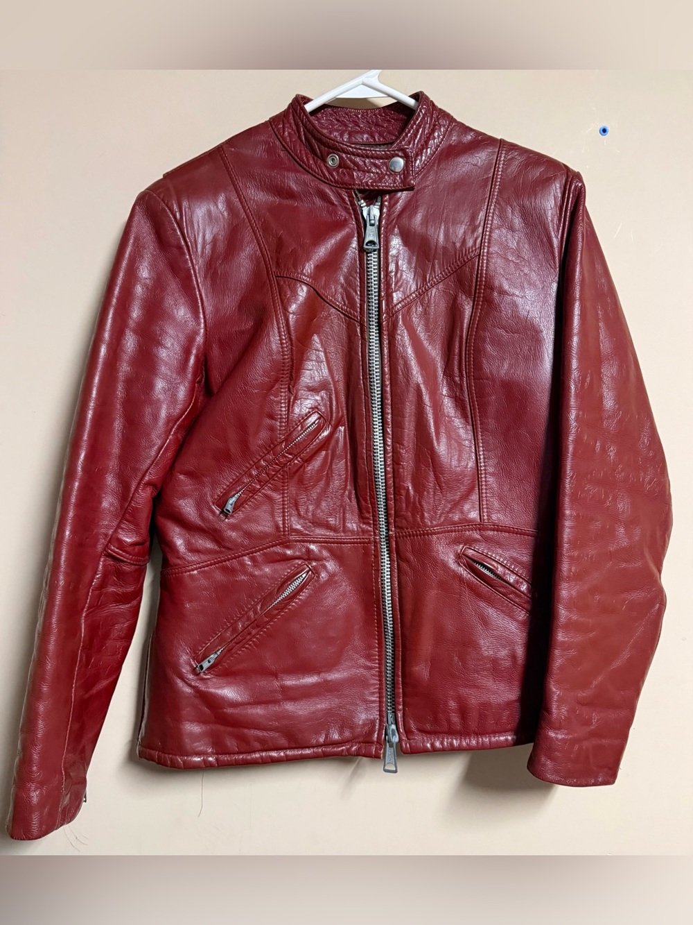 Vintage Golden Crown by Bristol Leather Biker Style Jacket -  Made in 🇨🇦
Size S